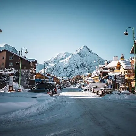 Les 2 Alpes - Pied Des Pistes - Plein Centre De La Station Au Calme 莱德萨阿尔卑斯